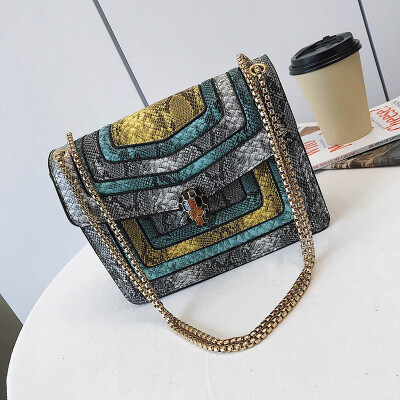 

Qiao Bani 2019 new European&American style fashion BV hit color hot snake head flip bag shoulder diagonal trend handbags