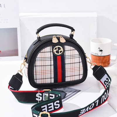 

Womens new fashion Korean version of the fashion womens one shoulder slant handbag texture womens bag