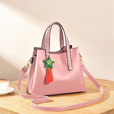 

The new style of ladiesbag with net red envelope in summer is a simple&fashionable one-shoulder ladies bag with texture and
