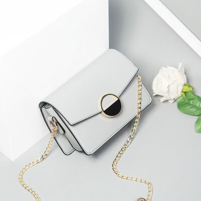 

On the new high-grade girl 2019 fashion ins summer slanted shoulder sensitive bag