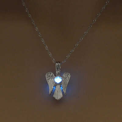 

Steam Punk Glow in the Dark Necklace Jewelry with Eagle Shaped Luminous Stone Pendant Long Necklace Jewerly