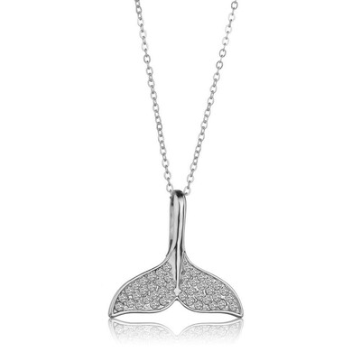 

Fashion Women New Bohemian Metal Heart Cute Mini Butterfly Necklace Summer Wear Necklace Jewelry Perfect Wedding Party Gift