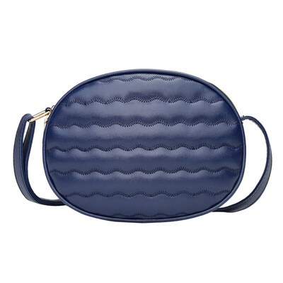 

Vintage Wavy Solid Color Dual Pockets Zipper Close Women Shoulder Bag Pouch