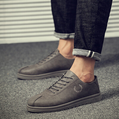 

The new autumn Korean version of Joker casual English black small leather shoes men Doudou tide shoes men