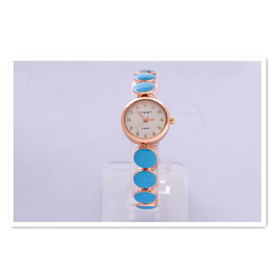

Korean bracelet female watch student wild fashion trend temperament compact mini literary girl chain quartz watch free postage