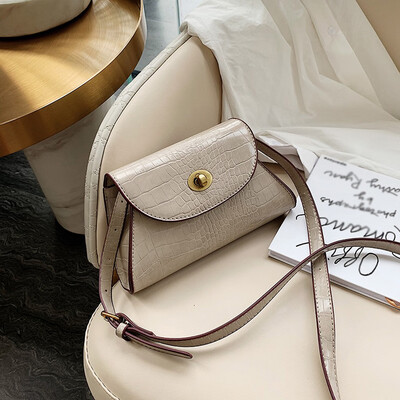 

Tailored Women Small Bag Simple Handbag Wild Shoulder Bag Fashion Trend Messenger Bag