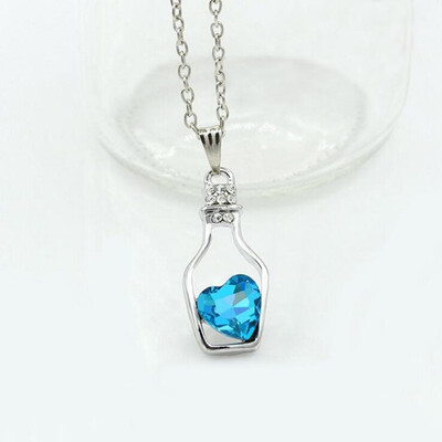

New Design Women Ladies Fashion Popular Crystal Heart Pendant Necklace Love Drift Bottles Necklace for women Boho Choker