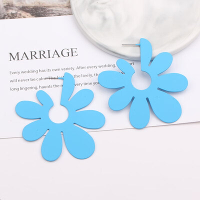 

E1016 New Fashion Painted Metal Big Leaf Earrings Statement Flower Stud Earrings For Women Wholesale Jewelry Pendientes Mujer