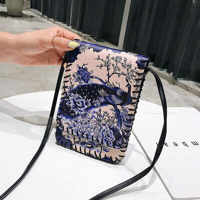 

Tailored Fashion Women Printing Bags Retro Leather Bag Crossbody Bag Handle Phone Bags