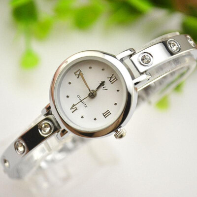 

Fashionable Stylish Crystal Rhinestone Women Watch Bracelet Watch Wristwatch for Students Lady Teen Girl