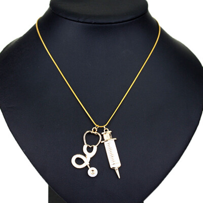 

Sale 1PC LOVE Letters Personality Short Necklace New Alloy Charming Golden Silvery Ladies Necklaces Pandent Jewelry