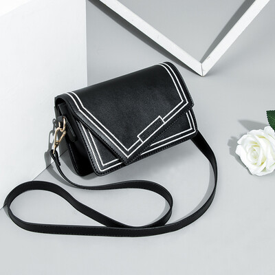 

In summer the little girl tide Korean fashion wild ins shoulder Messenger bag texture womens bag