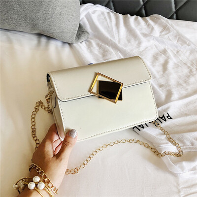 

2019 new simple small fresh shoulder bag fashion temperament chain bag female casual wild Messenger small square bag