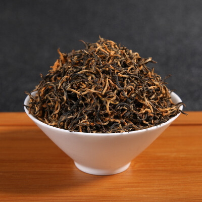 

Jinjunmei black tea Wuyishan honey fragrance Jinjunmei yellow buds bulk Authentic spring tea tea 500