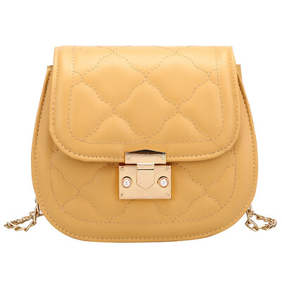 

Tide Korean version of the lock summer patent leather mini square bag chic chain shoulder Messenger bag