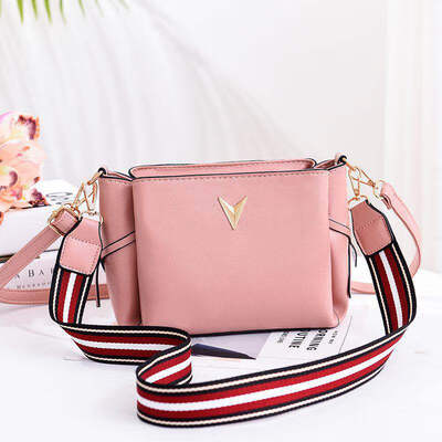 

Womens bag wholesale 2019 summer new womens bag PU leather Korean fashion shoulder bag diagonal package