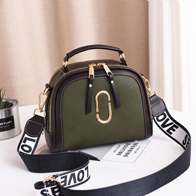

Bag womens new Korean version of shoulder Messenger bag simple Joker fashion ladies portable small square bag