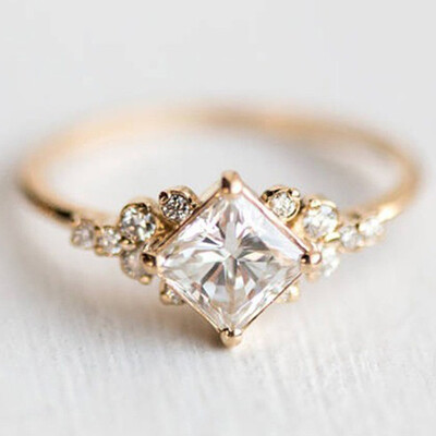 

Goods Dazzling Princess Cut White Diamond Ring 18K Gold Filled Gemstone Engagement Wedding Ring Jewelry