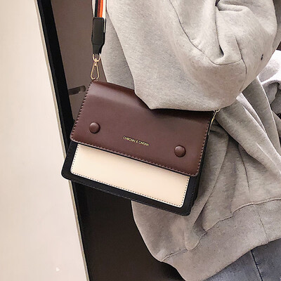 

New small square bag female 2019 new Korean fashion wide shoulder strap shoulder bag wild simple Messenger bag small bag