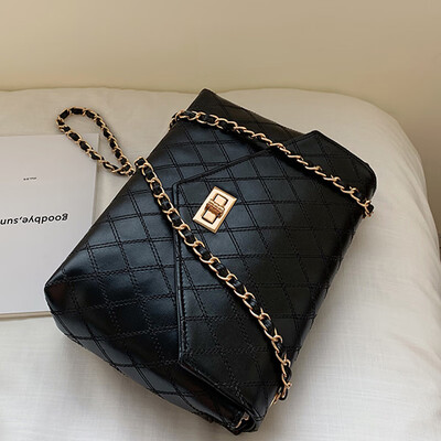 

2019 new Korean version of rhomboid chain single shoulder bag fashion hundred lap embroidered line large capacity oblique carry sp