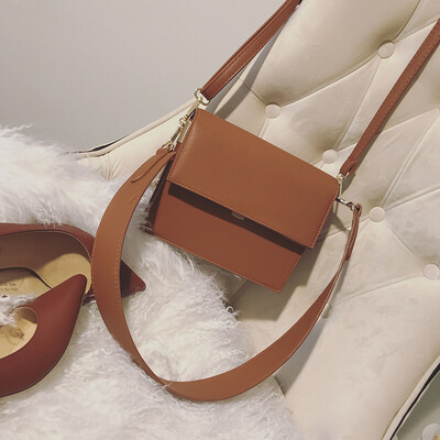 

Qiao Bani 2019 new European&American style fashion street shooting simple solid color shoulder bag diagonal cross tide female bag cross-border special