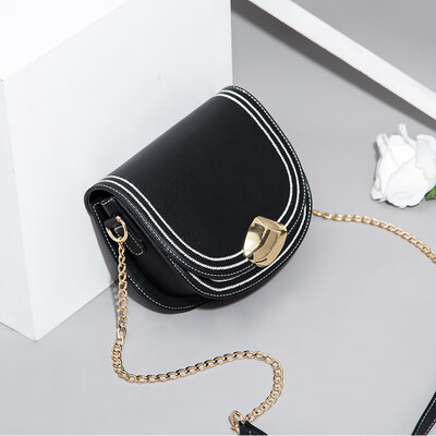 

On the new little girl 2019 tide Korean version of the foreign gas chain single shoulder bag fashion 100 lap slant saddle bag