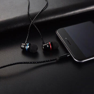 

Metal In-ear Headset Good Sound Quality Waterproof Mobile Phone For Mobile Phone Computer MP3