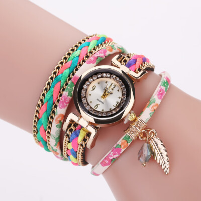 

DUOYA D178 Ladies Flower Bracelet Wrist Watch with Leaf Pendant