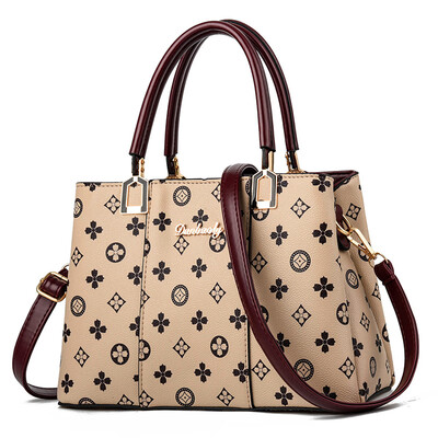 

Handbag female Korean version 2018 summer new flower material fashion inkjet color Messenger bag personality ladies shoulder bag