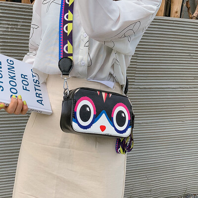 

New small bag female 2019 new Korean version of the wild Messenger bag small monster Yu Di wide shoulder strap shoulder small square bag