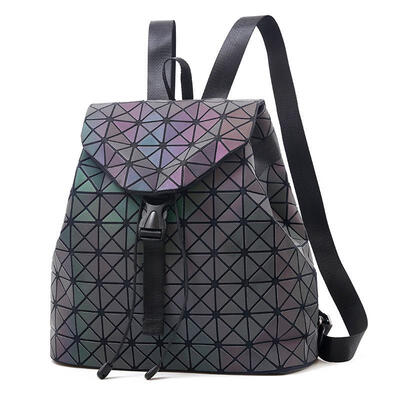 

Geometric Rhombic Backpack Women Fluorescent Gradient Shoulder Bag Luminous Holographic Backpack Drawstring Bag For Teenage Girl