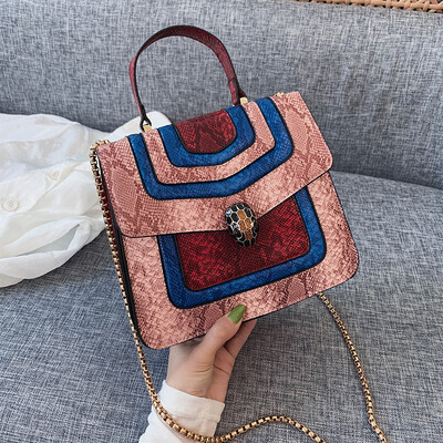 

Texture bag female 2018 new wave Korean fashion lock single shoulder small square bag commuter wild Messenger bean bag