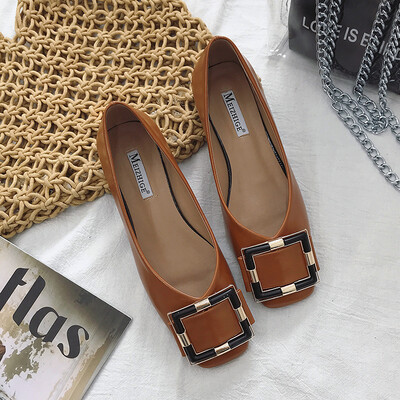 

Square head thick documentary shoes womens shoes 2019 new with Joker square buckle shallow mouth grandma shoes vintage work shoes