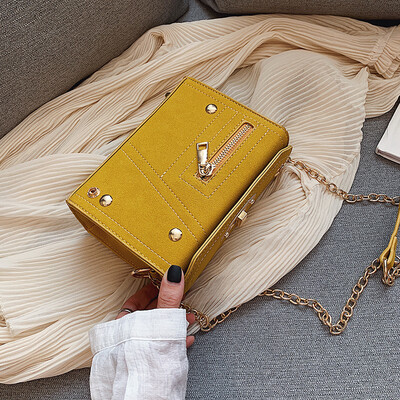 

French small bag female 2019 new wave Korean fashion rivet chain bag wild single shoulder slung small square bag
