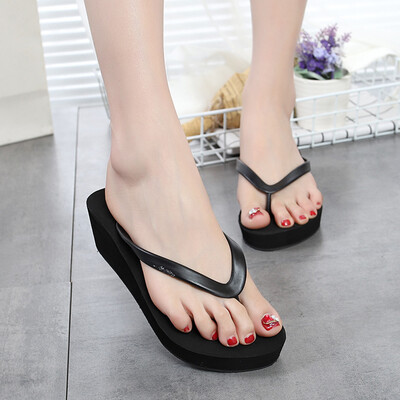 

Rose Womens Fashion Outdoor Mid-Heels Sandals Wild Solid Color Beach Flip Flops