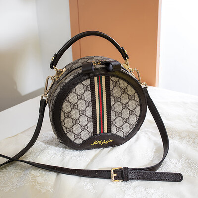 

Bag female 2019 new Korean version of the tide fashion wild ins super fire handbag small round bag shoulder bag Messenger bag
