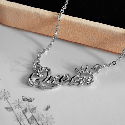 

1PC Rose Golden Necklace Women Letter Queen Girls Crystal Rhinestone Silver Adjustable Female Jewelry Accessories Bijoux