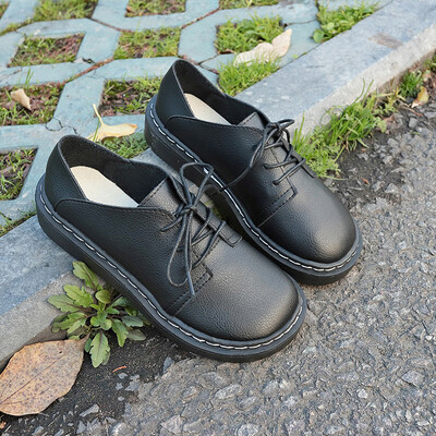 

Black soft sister little leather shoes female Yinglun 2019 new spring Korean version 100 lap thick sole fastening single shoes