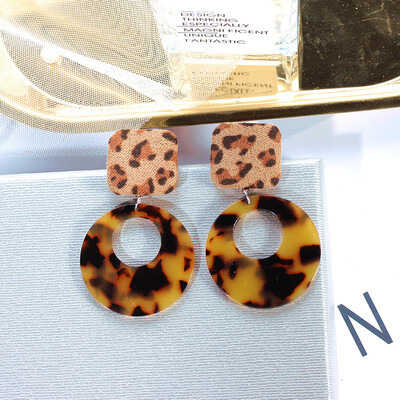 

Aretes de mujer modernos 2018 fashion leopard earrings holiday wind earrings temperament gift statement earrings for women
