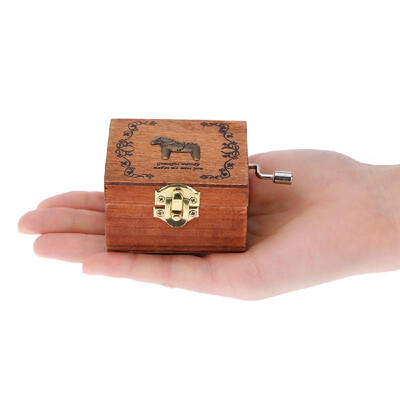 

Retro Wooden Musical Box Hand Crank Music Box Exquisite Workmanship 4 Patterns for Option