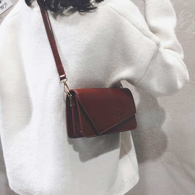 

New high-end bag handbags new 2019 Korean version of the fashion casual texture wild shoulder slung small square bag