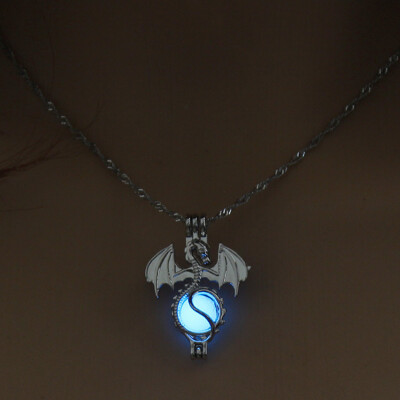 

1PC New Skull Glow In The Dark Chaming Luminous Horse Heart Owl Charm Women Jewelry Fashion Pendant Necklace