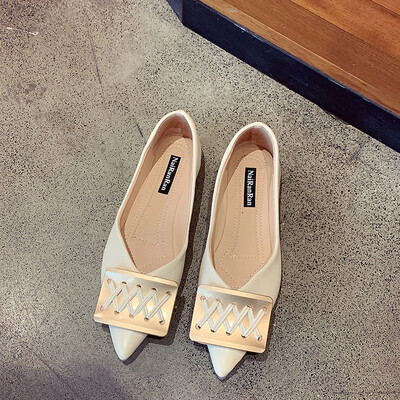 

Fairy wind shoes children summer Korean version fashion 100 pointed metal buckle flat bottom grandmother shoes