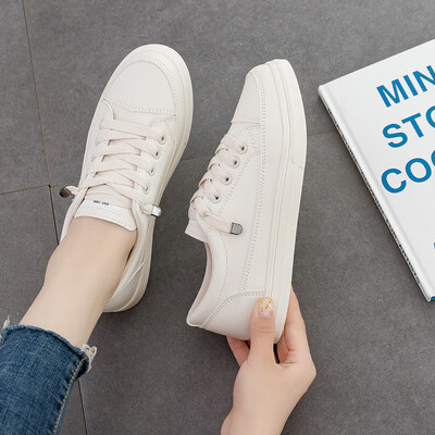

2019 summer new breathable small white girl shoes summer student leisure white shoes Korean version of 100 net red board shoes tid
