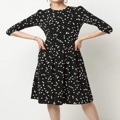 

Contrast Small Polka Dots Half Sleeve Fit Midi Skater Dress