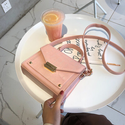 

Tailored Fashion Women Single Shoulder Small Square Bag Stone Texture Zipper Bag