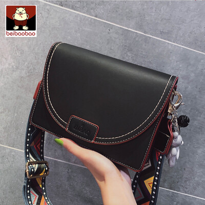 

Fashion wide shoulder strap womens bag 2019 new tide small square bag Korean version of Joker Messenger bag texture shoulder bag