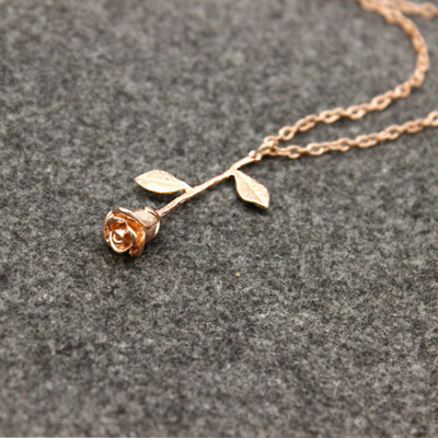 

Fashion Delicate Rose Flower Pendant Necklace Beauty Charm Women Jewelry Gift