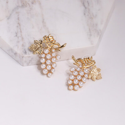 

AOEMAN women trendy simulated pearl statement dangle earrings vintage party jewelry accessories gold color metal drop earrings