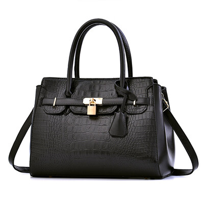 

2019 spring&summer new diagonal female bag Europe&America large-capacity handbag shoulder trend wild bag